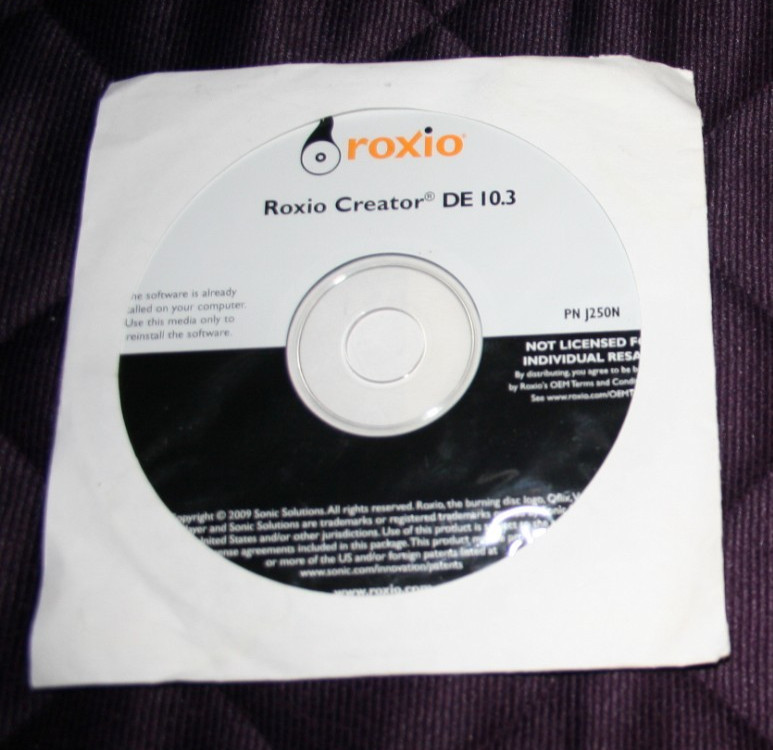 Brand New Genuine Dell Roxio Creator DE 10.3 PN J250N Dell P/N 0J251N