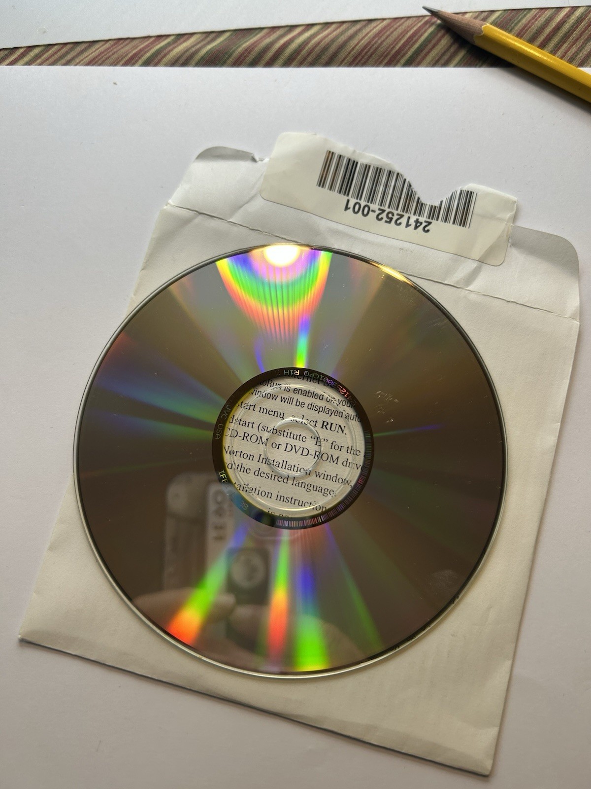 Norton Internet Security 2001 CD (2001) DISC ONLY Compaq Win XP 2000/NT/Me/98/95