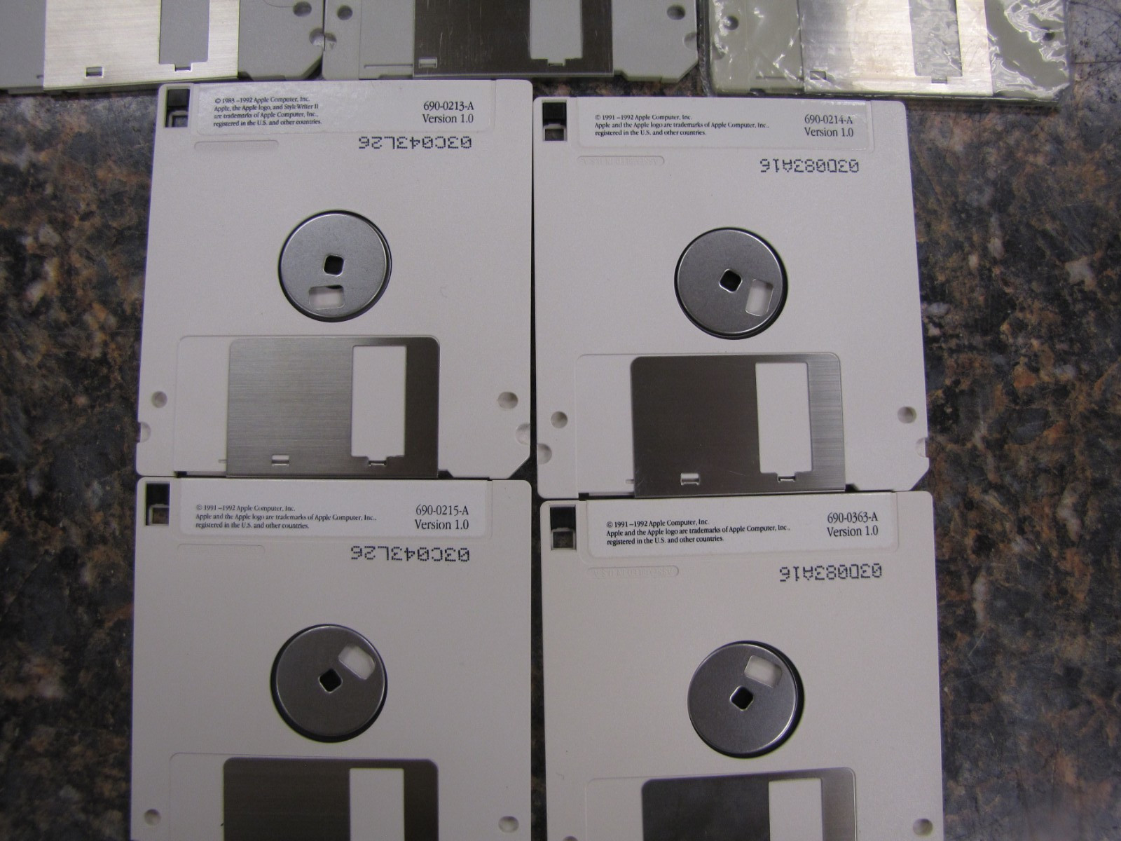 (10) Apple Macintosh Guided Tour, Fonts, Tidbits, StyleWriter II – 3.5″ Disks