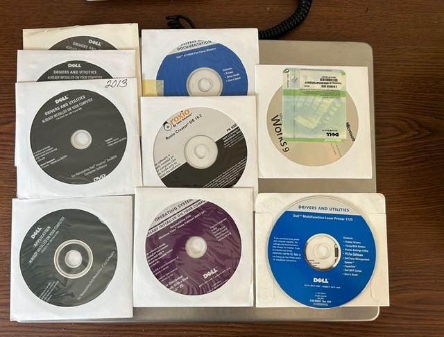 VTG DELL Inspiron Device Drivers & Utility Resource OS 9 CD’s