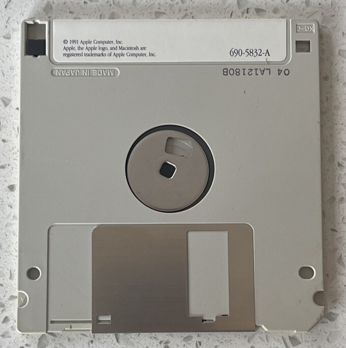 Apple IIe Card 690-5832-A Startup Disk Macintosh Vintage 1991
